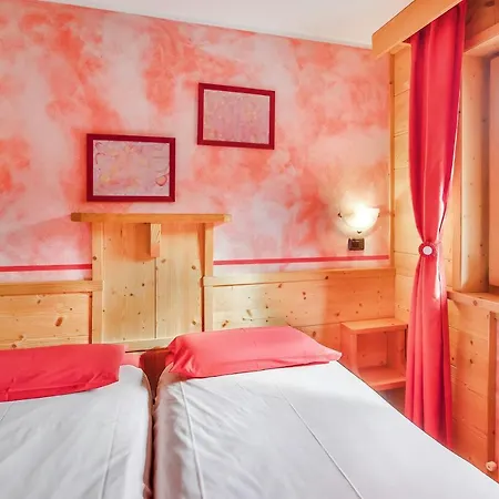 Apartamento Dei App 4 *