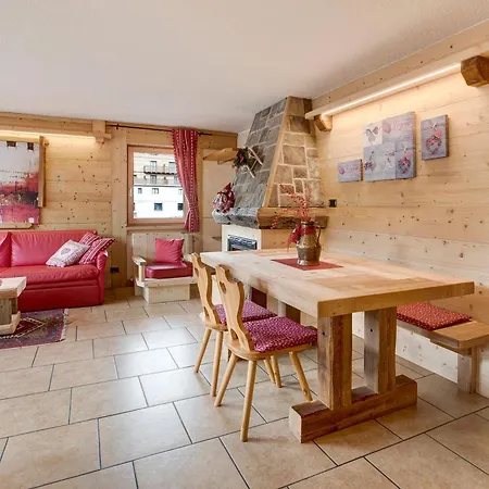 Apartment Dei App 4 *