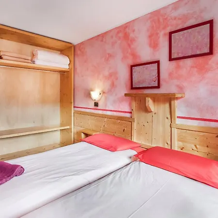 Apartment Dei App 4 *